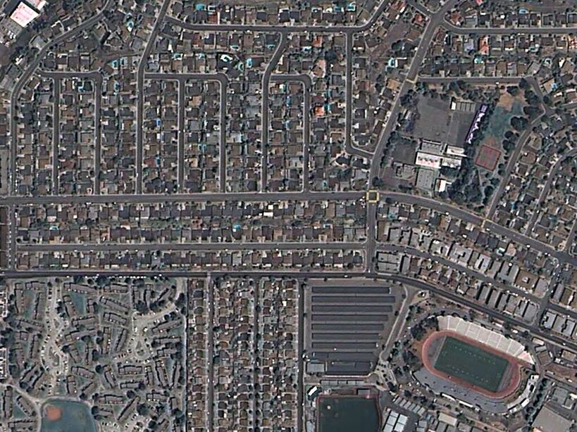 阿里郎二号(Kompsat2)卫星拍摄的城市卫星图
