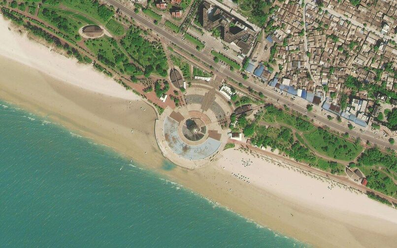 高景一号(SuperView)卫星拍摄的滨海公园卫星图
