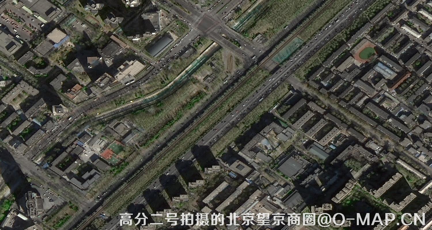 高分二号卫星拍摄的北京市望京商圈