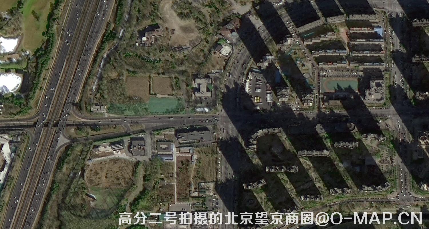 高分二号卫星拍摄的北京市望京商圈