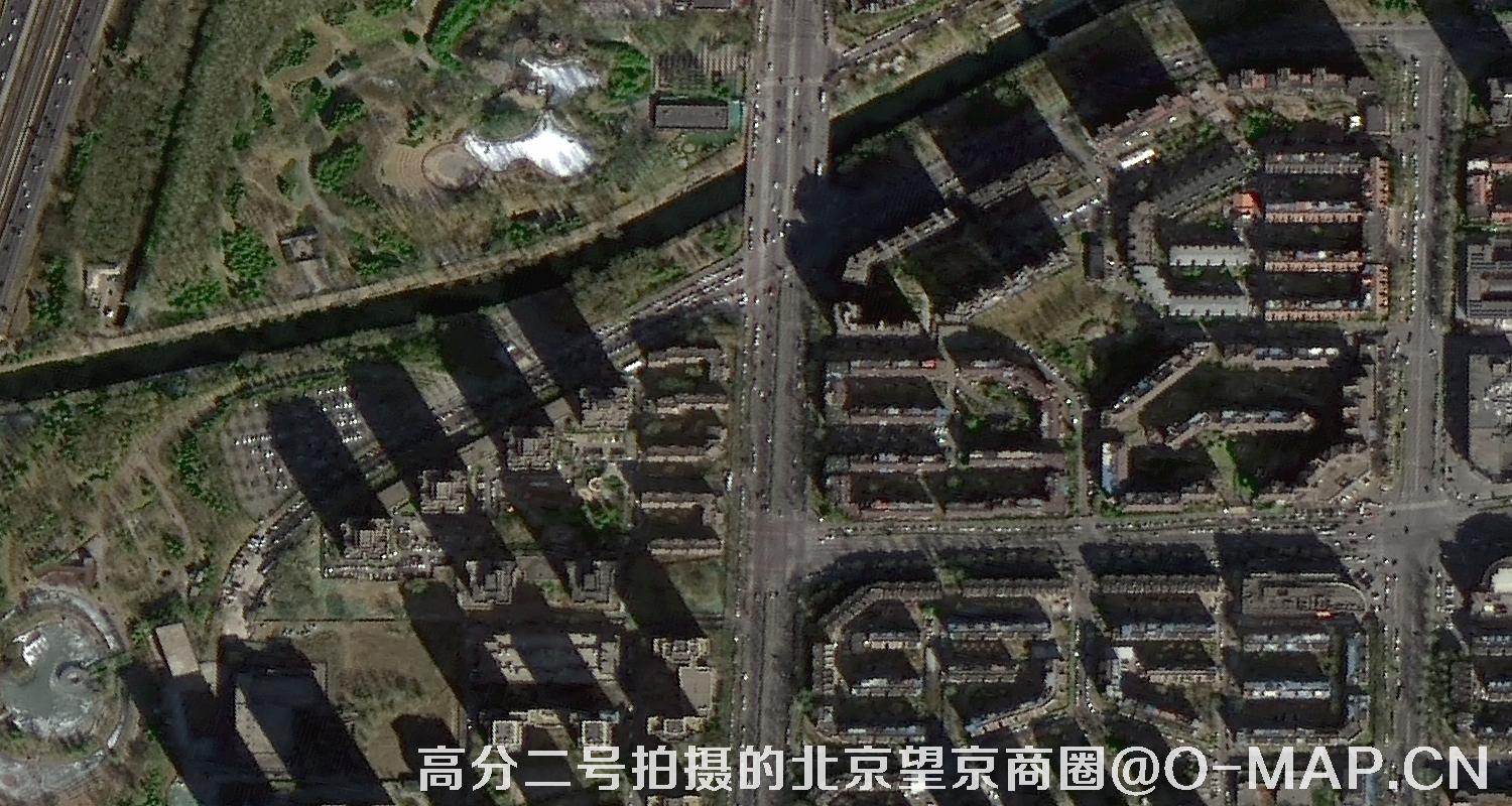 高分二号卫星拍摄的北京市望京商圈