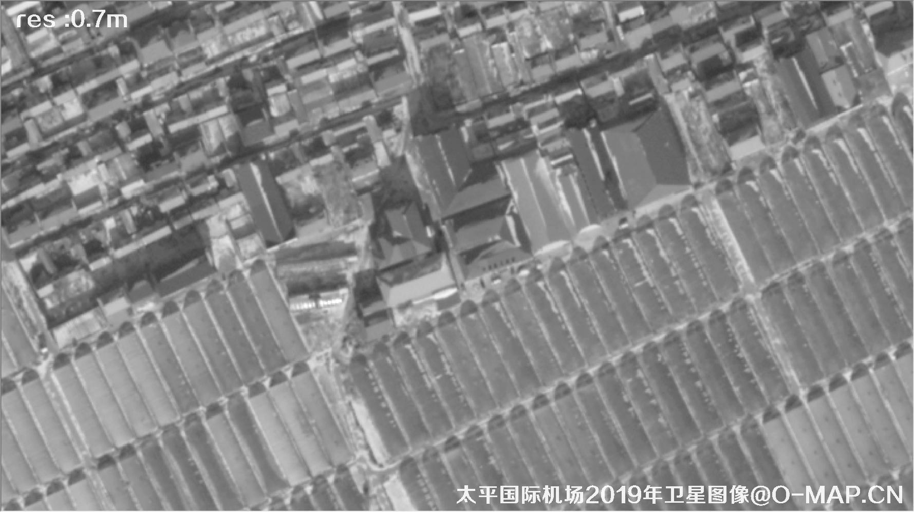 0.7米GF7卫星2019年冬季拍摄的哈尔滨太平国际机场