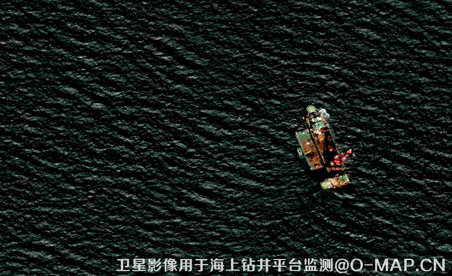 0.8米分辨率高分二号卫星影像用于海上石油钻井平台监测