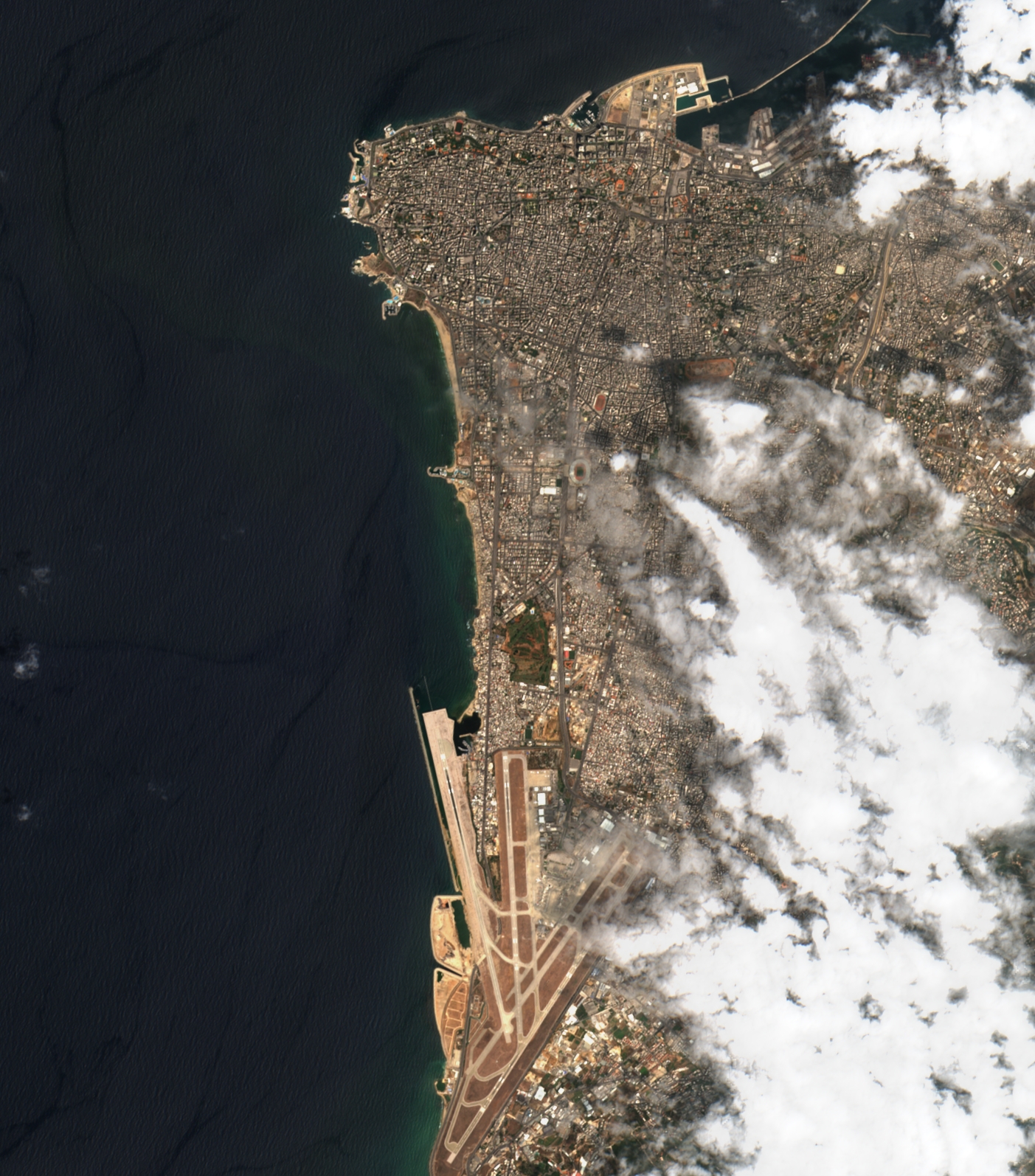 贝鲁特港2020.08.03卫星影像图